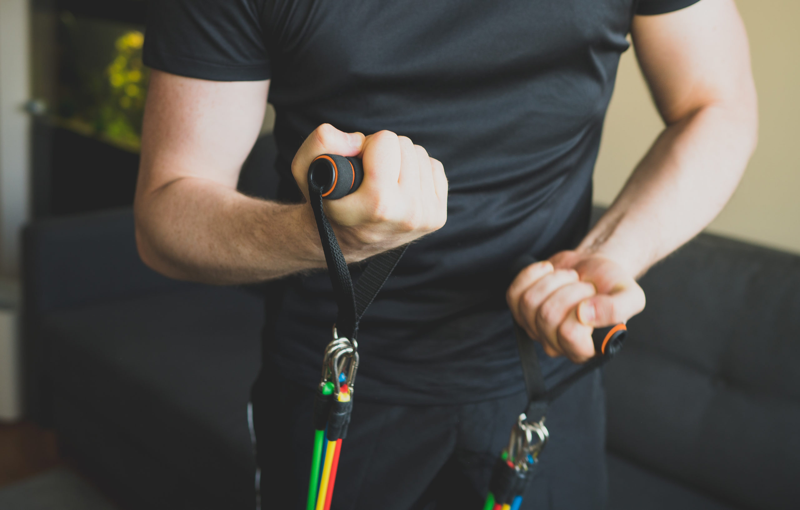 How To Do A Resistance Band Row - Get Healthy U
