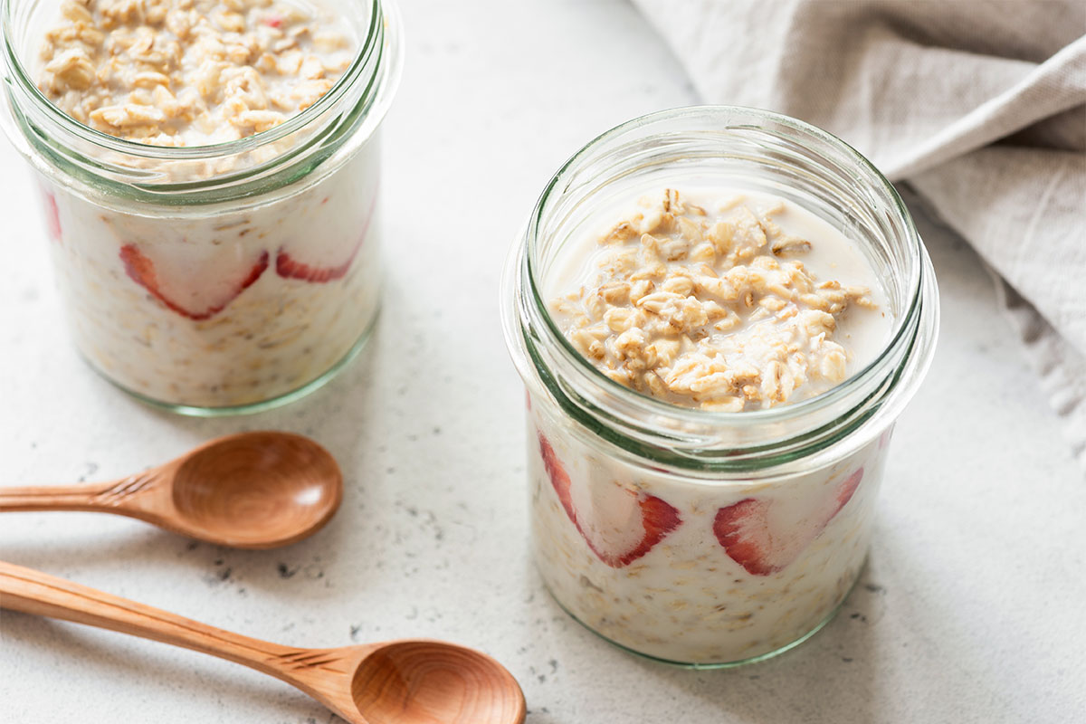 Vanilla Overnight Oats - Wellness by Kay