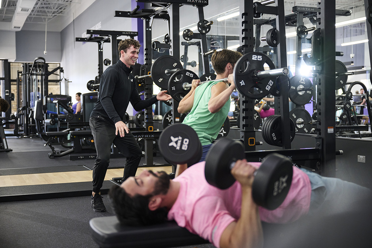 How to Find a Gym: The 8 Factors You Need to Consider